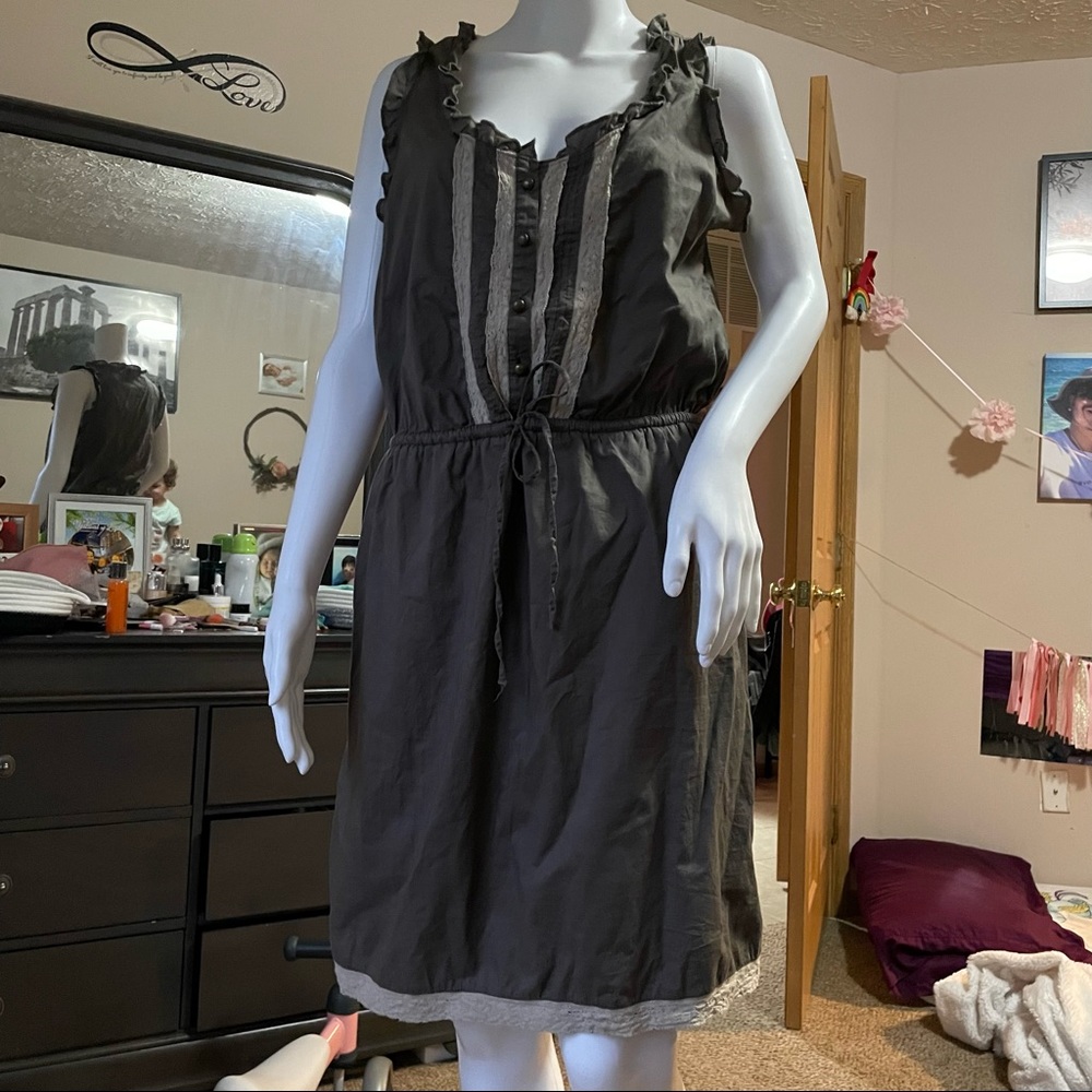 🌴EUC Converse One Star dress